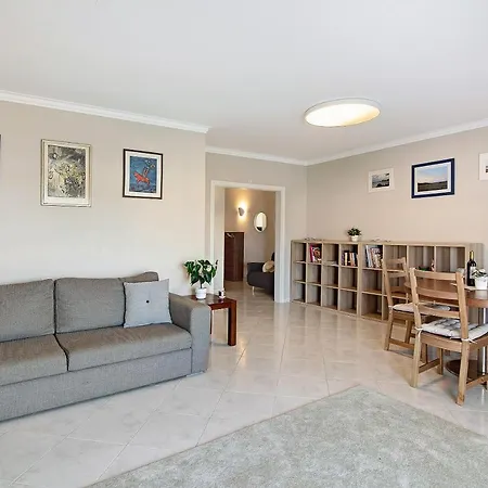 アパート 3 Bedroom