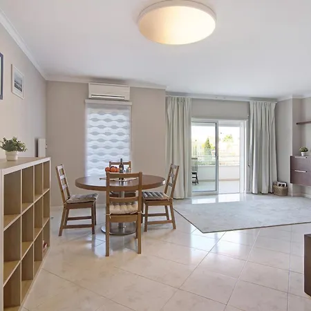 3 Bedroom דירה וילהמורה